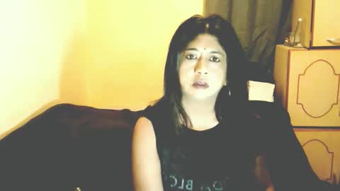 Snapshot of indianpleasures21 chatting on 04.13.26 indianpleasures21 online show from 04.13.26