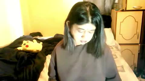Snapshot of indianpleasures21 chatting on 04.22.26 indianpleasures21 online show from 04.22.26