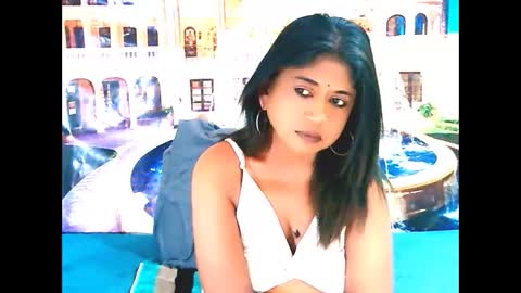 Mika online show from 10.14.25