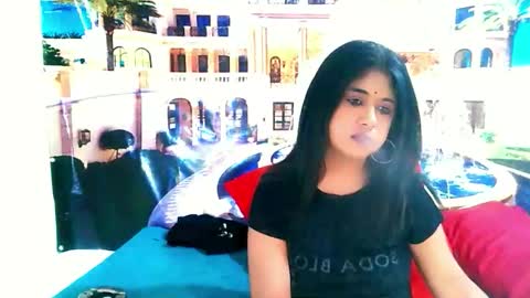 Mika online show from 01.05.26