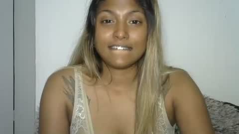 indianqtpie6 online show from 10.08.25