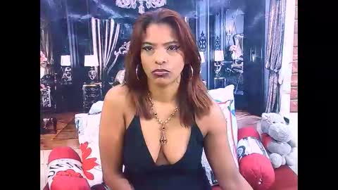 indiansexyass4u2luv online show from 05.12.26