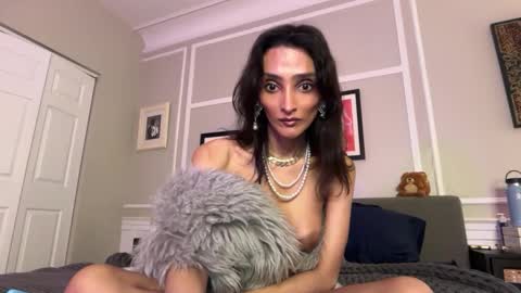 Indiantransgirlillinois online show from 02.28.26
