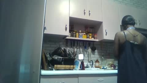 Snapshot of indigo_scorpio chatting on 10.06.25 indigo_scorpio online show from 10.06.25