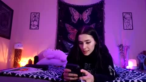 Indigo Bay online show from 04.01.26