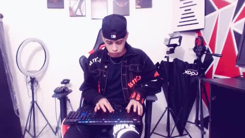 matias online show from 11.12.25