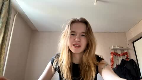 Sofia online show from 04.14.26