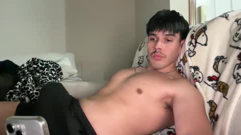 Snapshot of infamouslucas chatting on 02.04.25 Lucas online show from 02.04.25