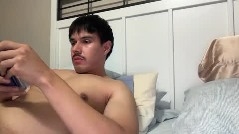 Snapshot of infamouslucas chatting on 10.05.25 Lucas online show from 10.05.25