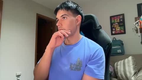 Snapshot of infamouslucas chatting on 10.20.25 Lucas online show from 10.20.25