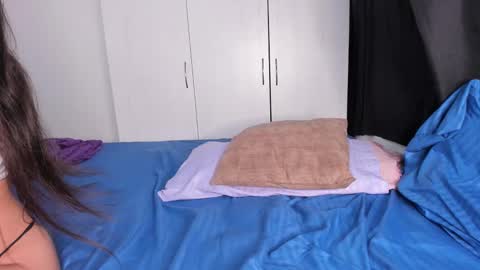 Snapshot of infinitesex2 chatting on 02.24.25 Samantha and chris online show from 02.24.25