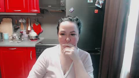 Snapshot of infinity_loveliness chatting on 12.18.24 Infinity online show from 12.18.24