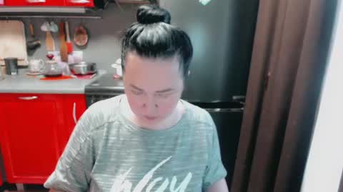 Snapshot of infinity_loveliness chatting on 01.16.25 Infinity online show from 01.16.25