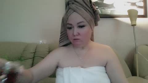 Snapshot of infinity_loveliness chatting on 03.02.26 Infinity online show from 03.02.26