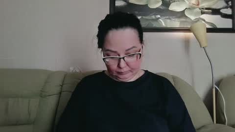 Snapshot of infinity_loveliness chatting on 03.31.26 Infinity online show from 03.31.26