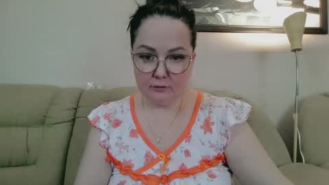 Snapshot of infinity_loveliness chatting on 04.11.26 Infinity online show from 04.11.26