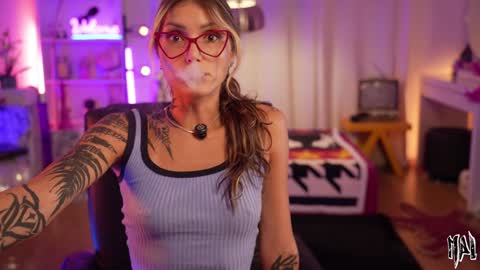 MAL ---  online show from 10.10.25