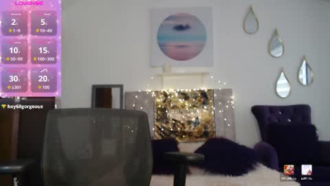 Snapshot of ingridbergman chatting on 06.27.26 online show from 06.27.26