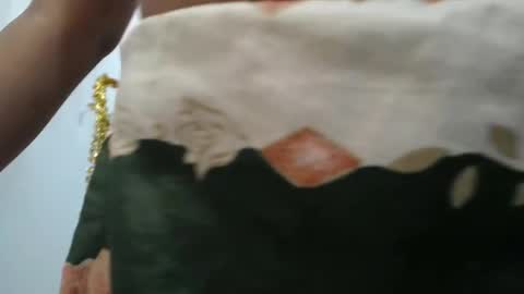 Snapshot of iniyalaboni chatting on 02.28.25 Iniya online show from 02.28.25