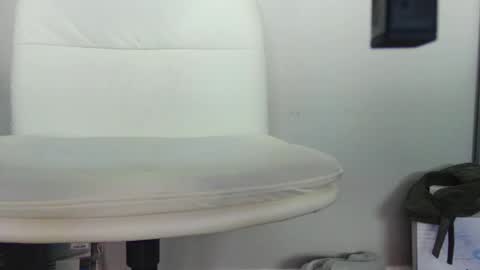 Snapshot of injmolder2 chatting on 03.17.26 Hanging Out online show from 03.17.26