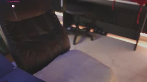 Dayana  online show from 11.12.25