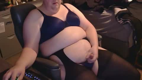 Madelaine online show from 12.21.25