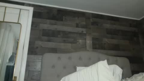 Snapshot of inmybackyard chatting on 01.03.25 InMyBackyard online show from 01.03.25