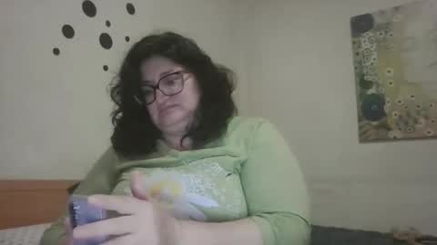 Snapshot of inna46_ chatting on 04.15.26 inna46_ online show from 04.15.26