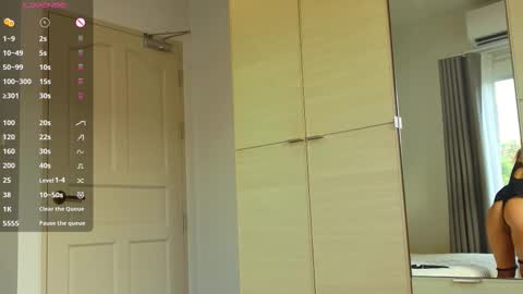 Mila Reef online show from 02.04.26