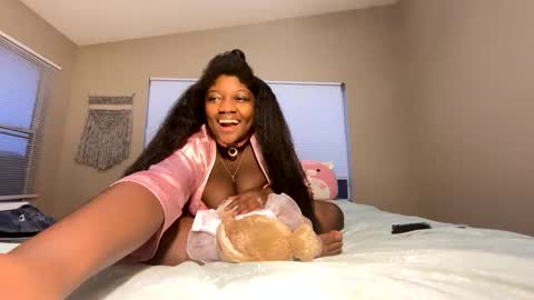 Lola online show from 10.11.25