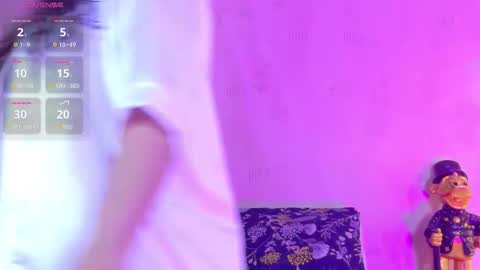 Snapshot of innocenthazel chatting on 01.17.26 innocenthazel online show from 01.17.26