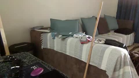 innocentlooker online show from 12.16.24