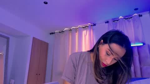 Innoocent Luna online show from 11.12.25