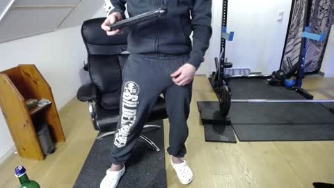 Snapshot of insanemaxxx chatting on 12.06.24 insanemaxxx online show from 12.06.24