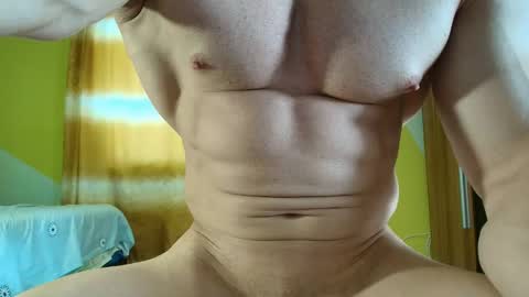 Snapshot of insanephisique chatting on 11.26.25 insanephisique online show from 11.26.25