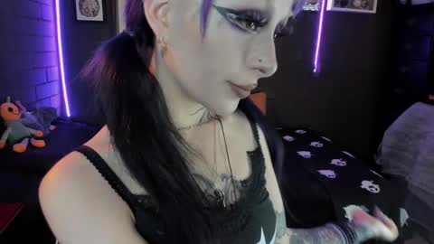   SANIA  online show from 09.18.25