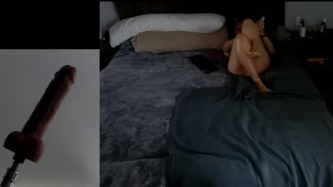 InsatiableCpl333 online show from 02.19.25