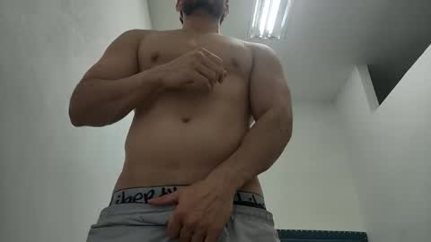 INSTAGRAM  camilodlx online show from 12.16.25