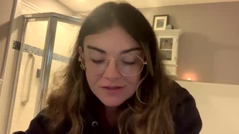 Snapshot of intothewoodswego chatting on 09.28.25 IntoTheWoodsWeGo online show from 09.28.25