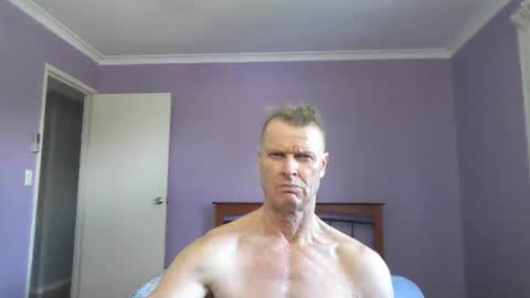 Snapshot of inxs2much chatting on 02.17.26 inxs2much online show from 02.17.26