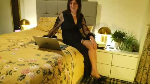 Snapshot of ireneadlerxd chatting on 07.17.26 Irena Adler online show from 07.17.26