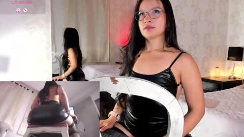 Queen Iris online show from 02.18.26