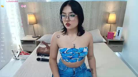 Iris online show from 12.17.25