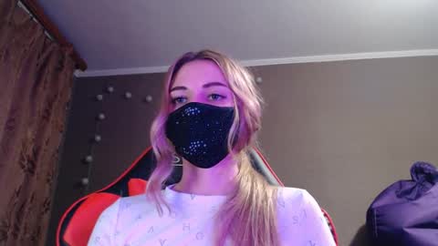 Lily online show from 10.23.25