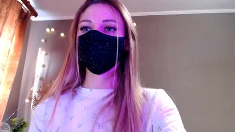 Lily online show from 03.23.26