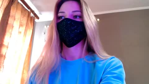 Lily online show from 04.18.26