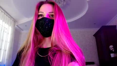 Snapshot of iris_lave chatting on 07.13.26 Lily online show from 07.13.26