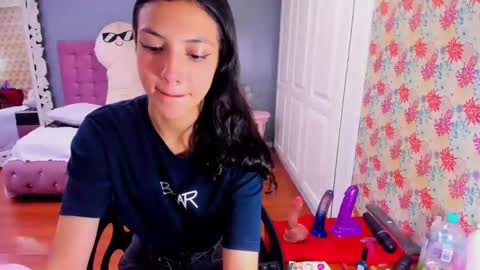 Iris online show from 03.03.25