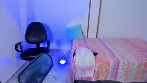 Iris online show from 09.25.25