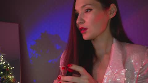 Iris online show from 12.31.24